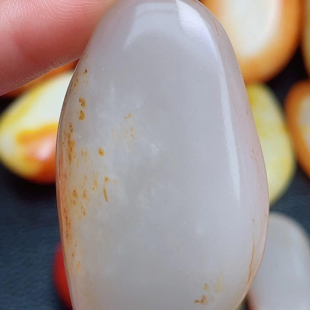 和田玉未镶嵌珠宝奇石