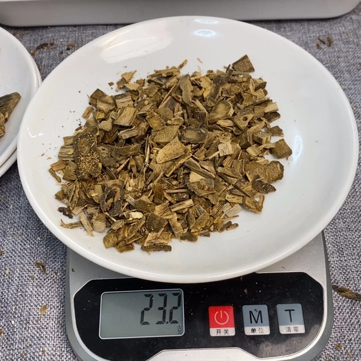 沉香碎屑沉香原材料