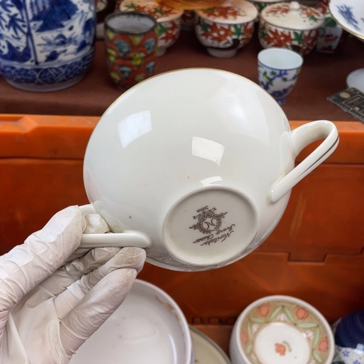 陶他家瓷器真美…开播了