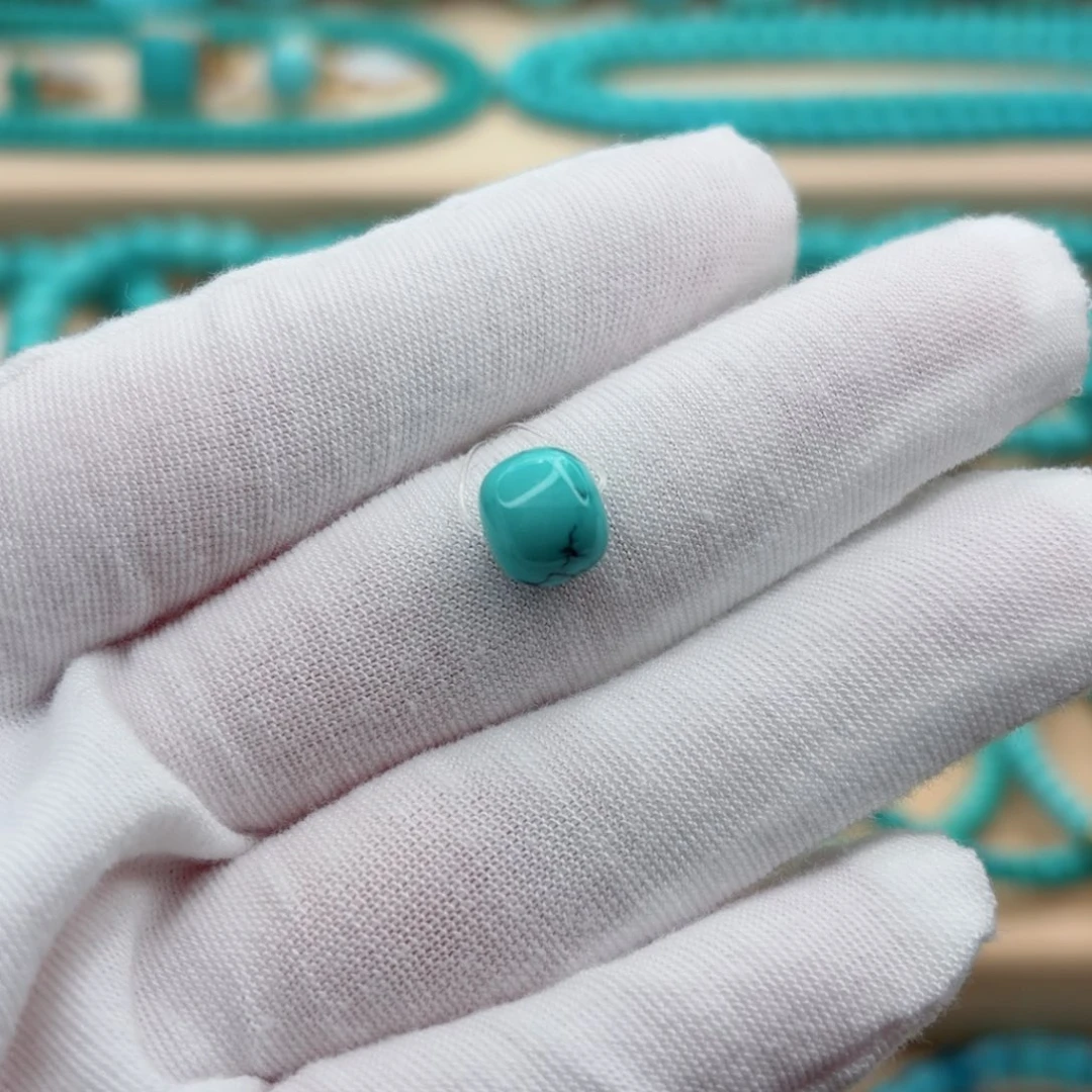 绿松石足铂镶嵌珠宝奇石