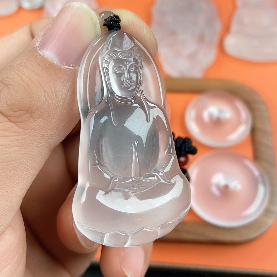 石英质玉颈饰未镶嵌