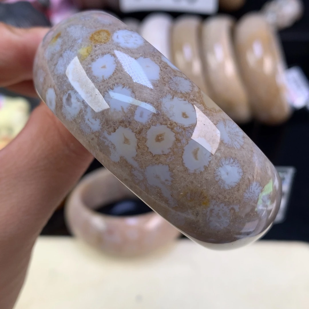 硅化珊瑚（珊瑚玉）未镶嵌吊坠(赠链)上新51.5圈（38号）