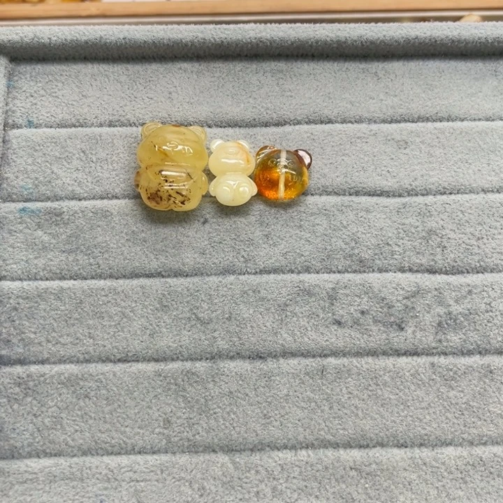 未镶嵌蜜蜡裸石天然琥珀蜜蜡配件