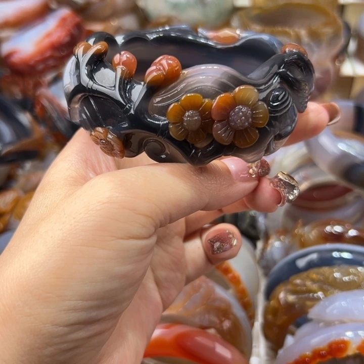 玛瑙/玉髓手镯未镶嵌靖**韵一共660