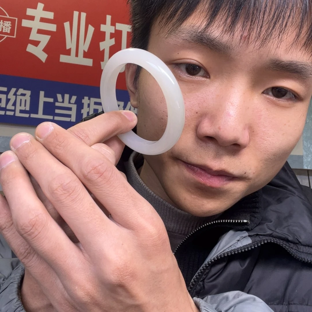 和田玉颈饰未镶嵌多样性拍一发一钢板料手镯货头