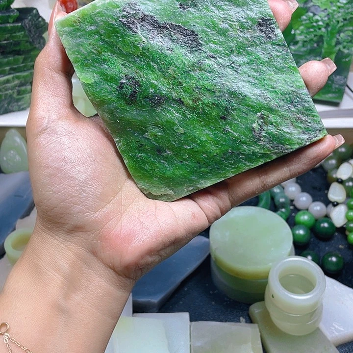 和田玉未镶嵌珠宝半成品