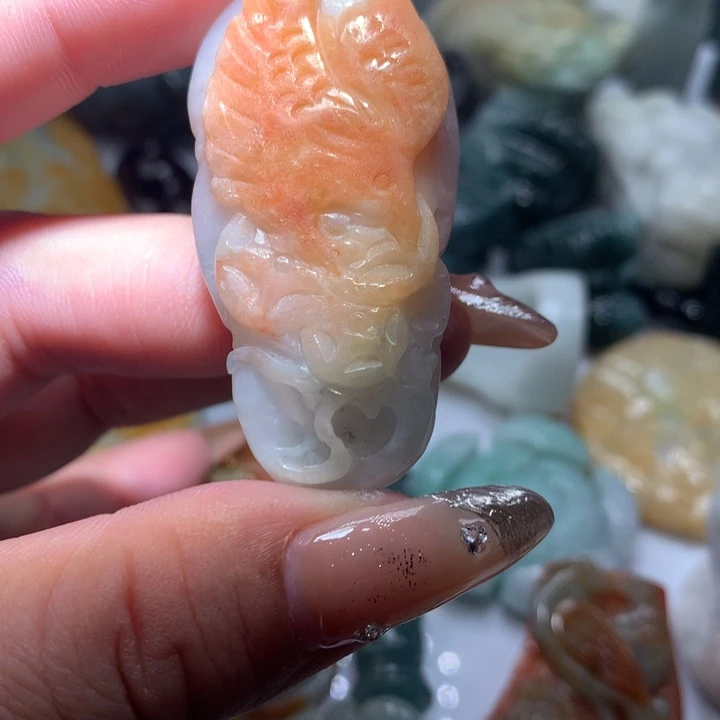 翡翠未镶嵌颈饰保真天然A货翡翠