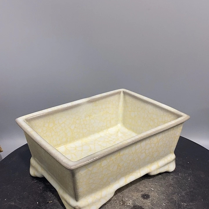 官窑四方洗造型独特