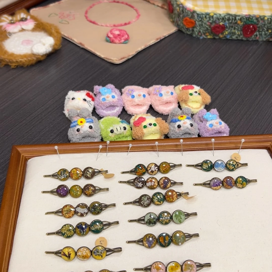 毛绒钩织刺绣手工包包玩偶居家用品