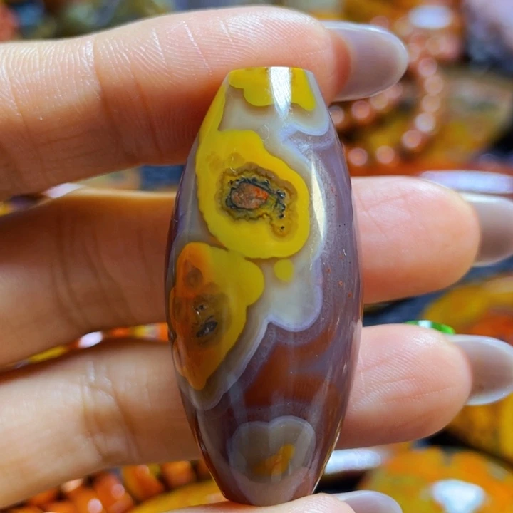 玛瑙/玉髓战国红吊坠未镶嵌