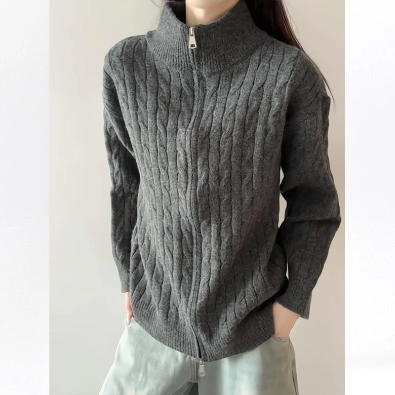 秋季姣花纹浮雕立领开衫拉链毛衣男女美式复古老钱短宽针织衫外套