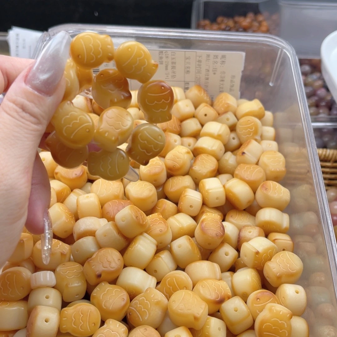 白玉菩提吊坠q18-19mm/5+1颗鱼饼
