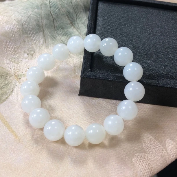 和田玉白玉青海料12mm手串带证书