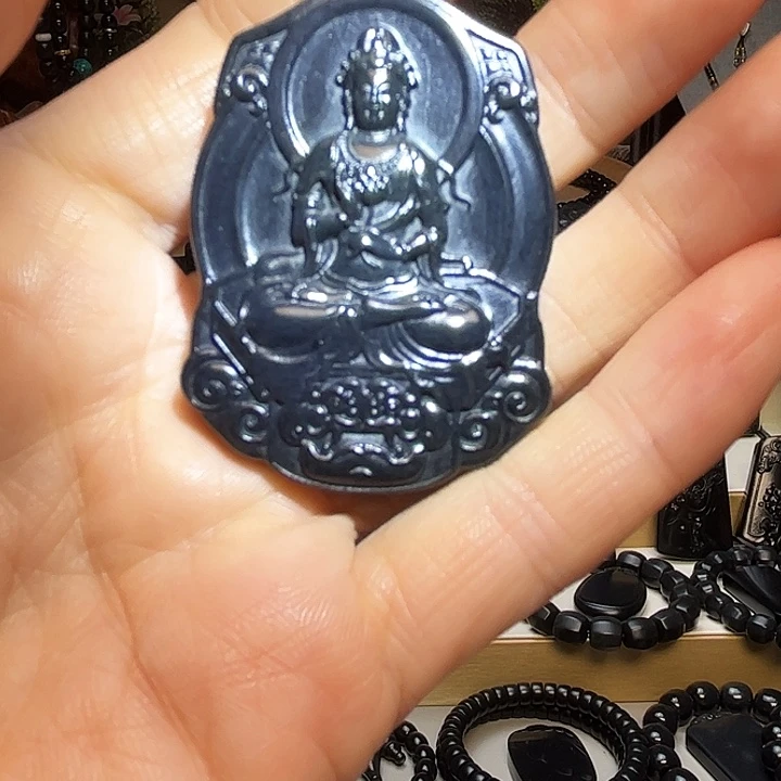 和田玉（墨玉）未镶嵌颈饰观音牌