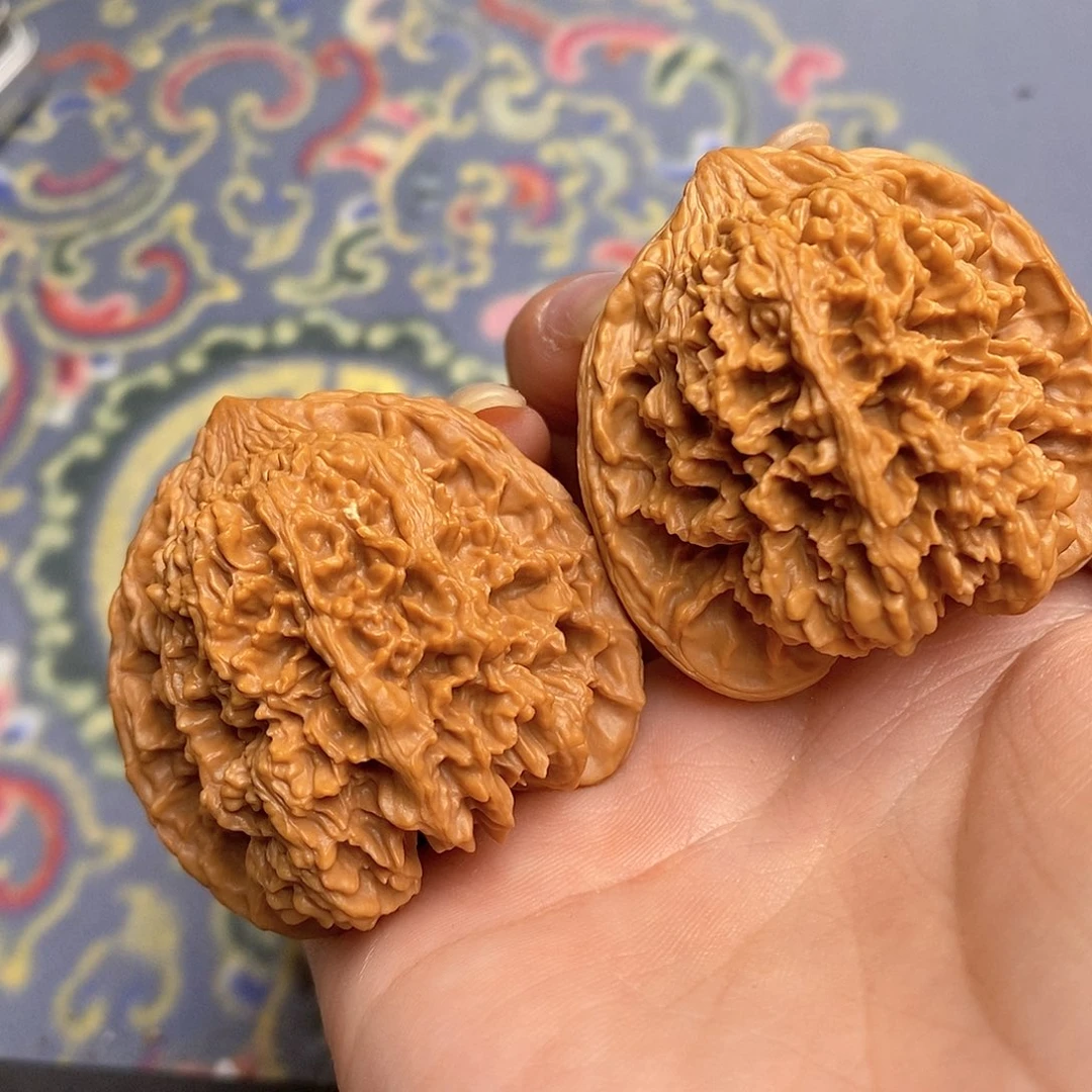 文玩核桃把件满天星44 S32号