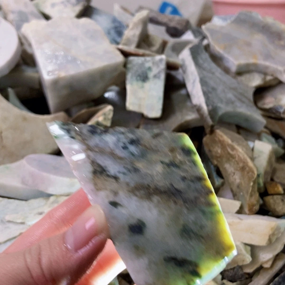 翡翠未镶嵌颈饰天然翡翠