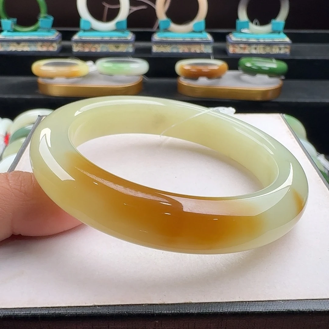 未镶嵌手镯和田玉55.9