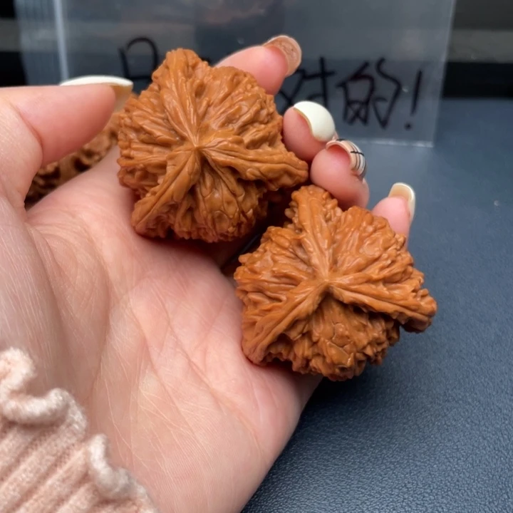 *****吊坠文玩核桃白狮子