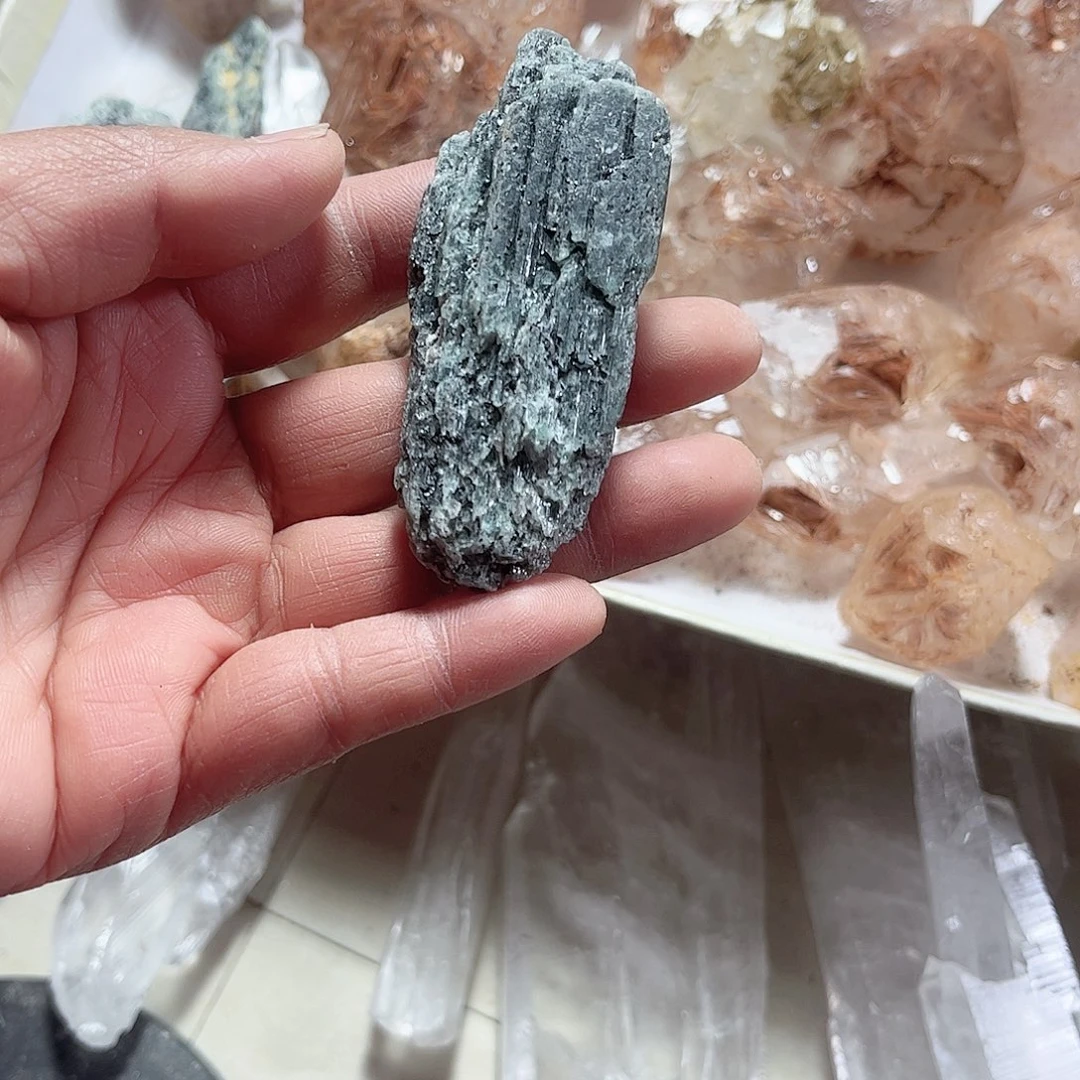 水晶天然水晶原石未镶嵌冲***姨