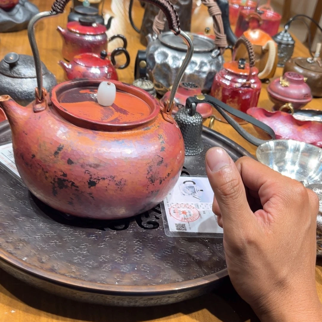漠然大壶手工锻打工艺