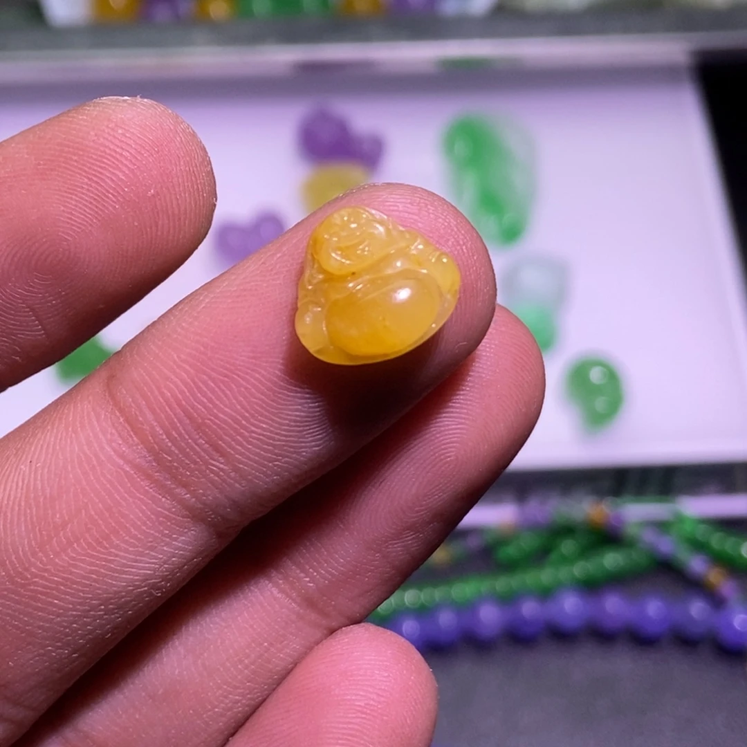 翡翠未镶嵌颈饰吊坠