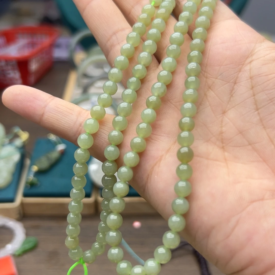 和田玉未镶嵌颈饰108卡6晴水