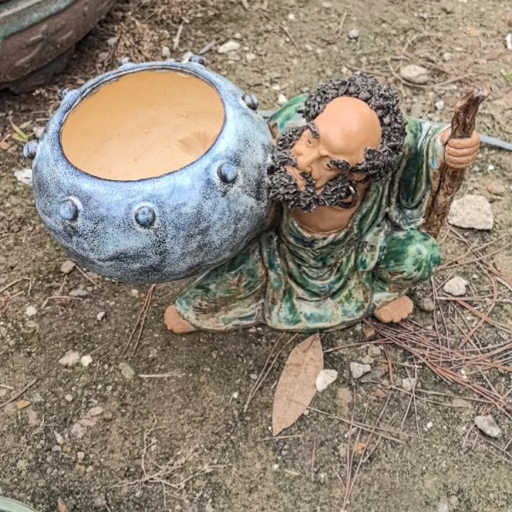 莫**妙石湾公仔花盆一个