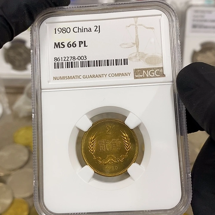 铜8002一枚如图，如图