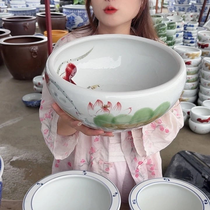 瓷片直径32厘米高15……