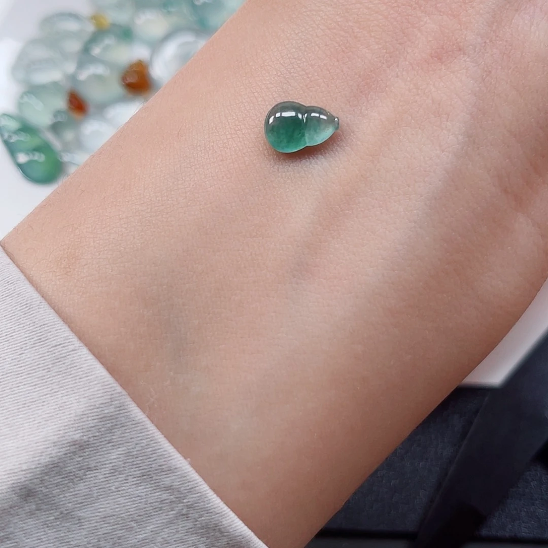 翡翠裸石纯天然A货缅甸翡翠