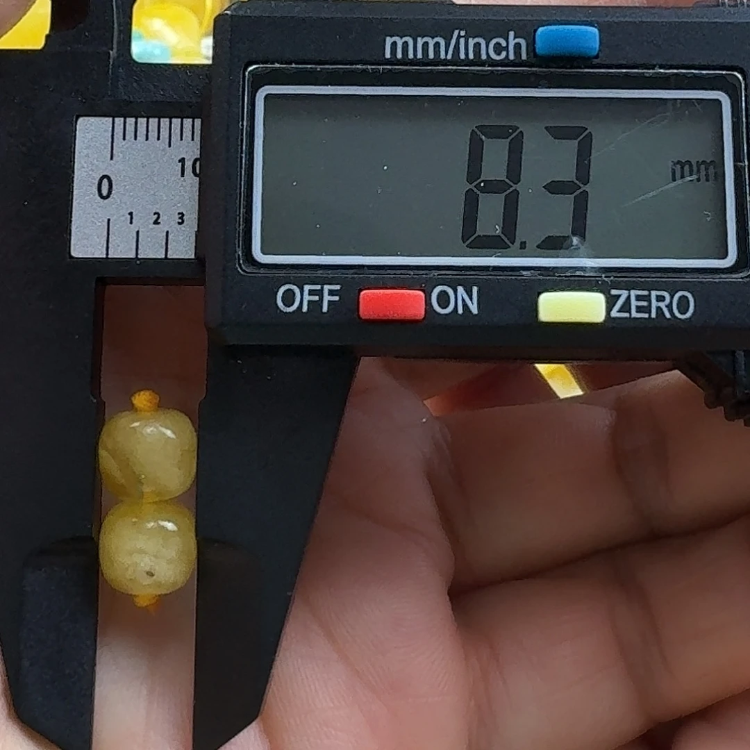 蜜蜡未镶嵌裸石11杂