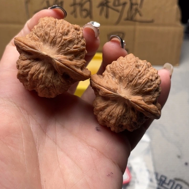富***仙把件文玩核桃血麒麟39