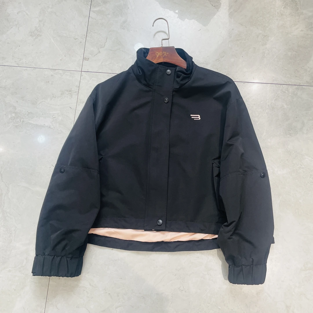 【春季上新】休闲运动户外百搭宽松显瘦短款立领外套  ZZ-81035