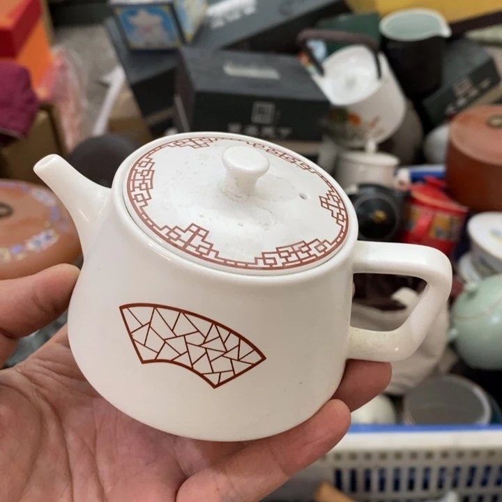 陶瓷艺术的艺术品及壶
