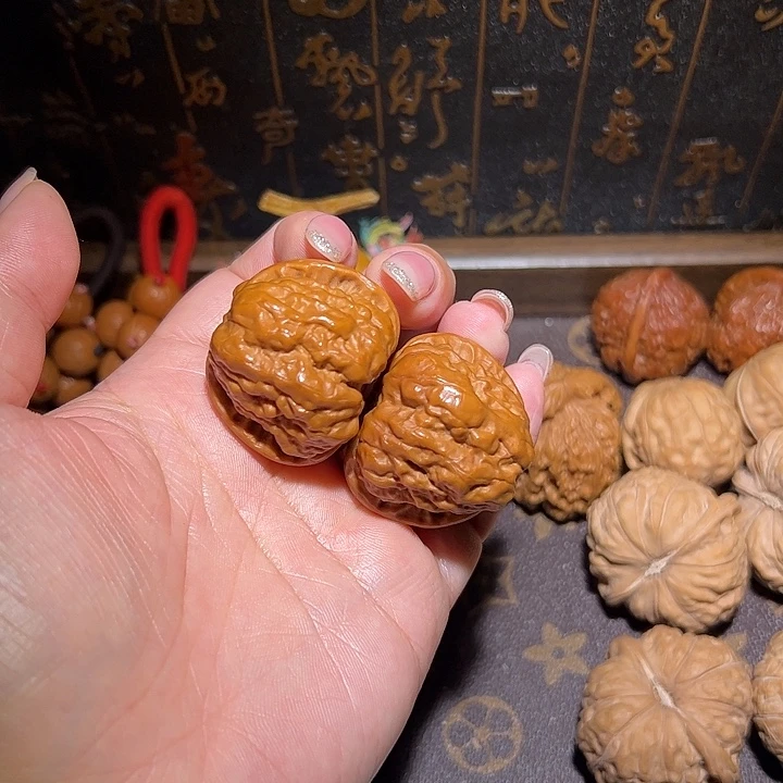 文玩核桃蛤蟆头37