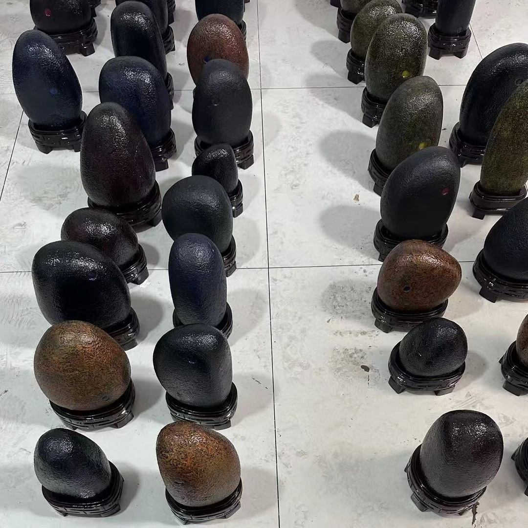 斯里兰卡星光红宝宝，緑宝，黄宝，蓝宝，紫宝原石饰品摆件