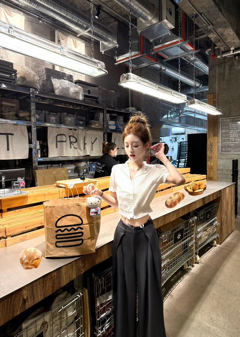 夏季新款洋气衣服女法式气质翻领短袖上衣直筒高腰休闲风长裤套装