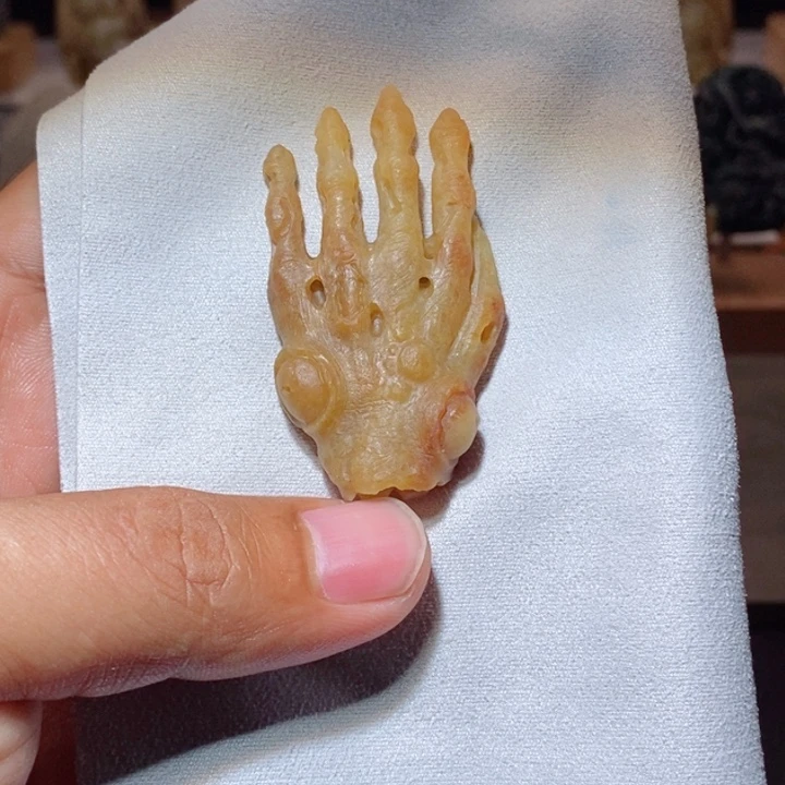 定制翡翠未镶嵌挂件