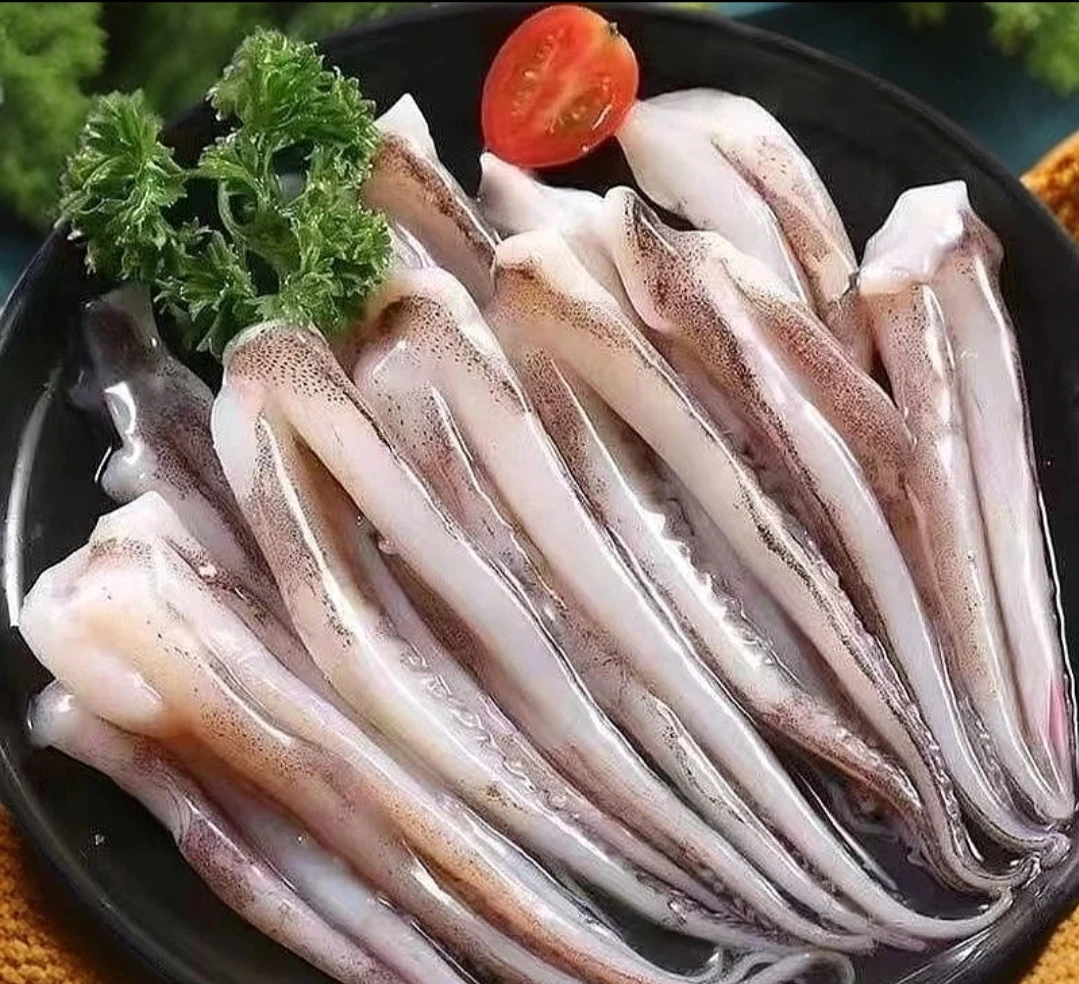 连云港发货大号鱿鱼须一包一斤新鲜海捕大鱿鱼当天处理鱿鱼须