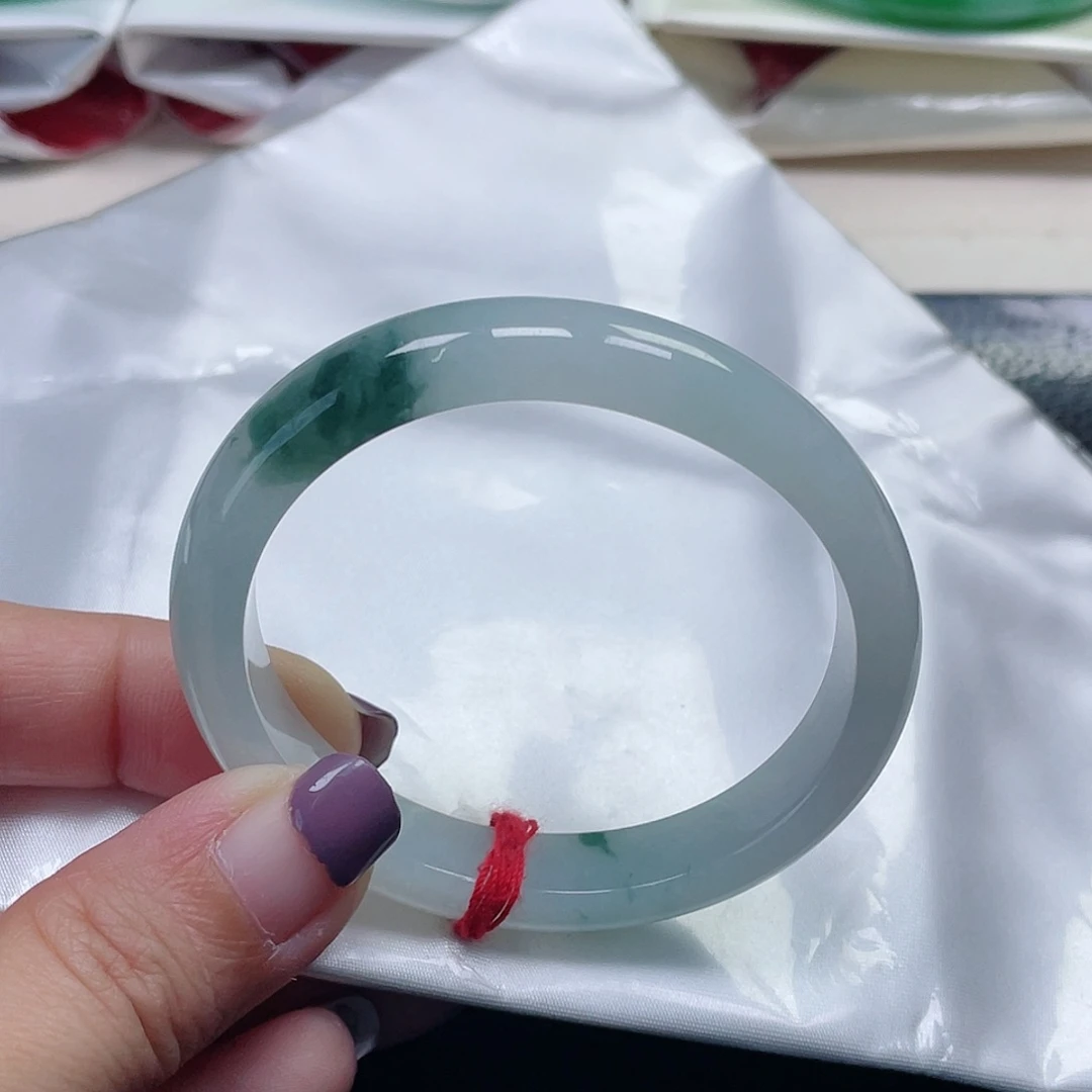 未镶嵌手镯（贵妃镯）翡翠缅甸翡翠54