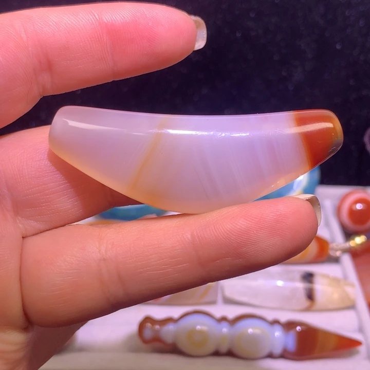 玛瑙/玉髓未镶嵌颈饰