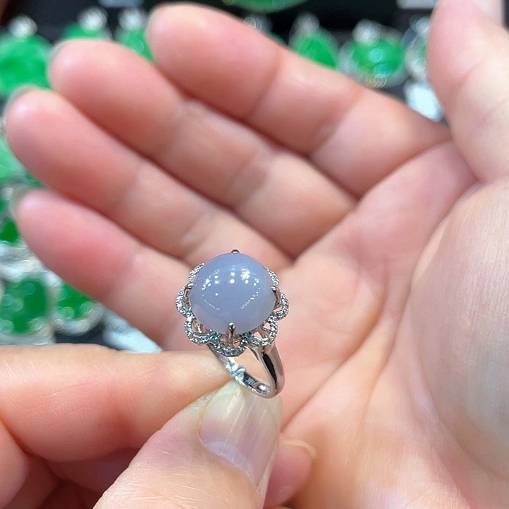 翡翠戒指18K金镶嵌天然缅甸翡翠A货