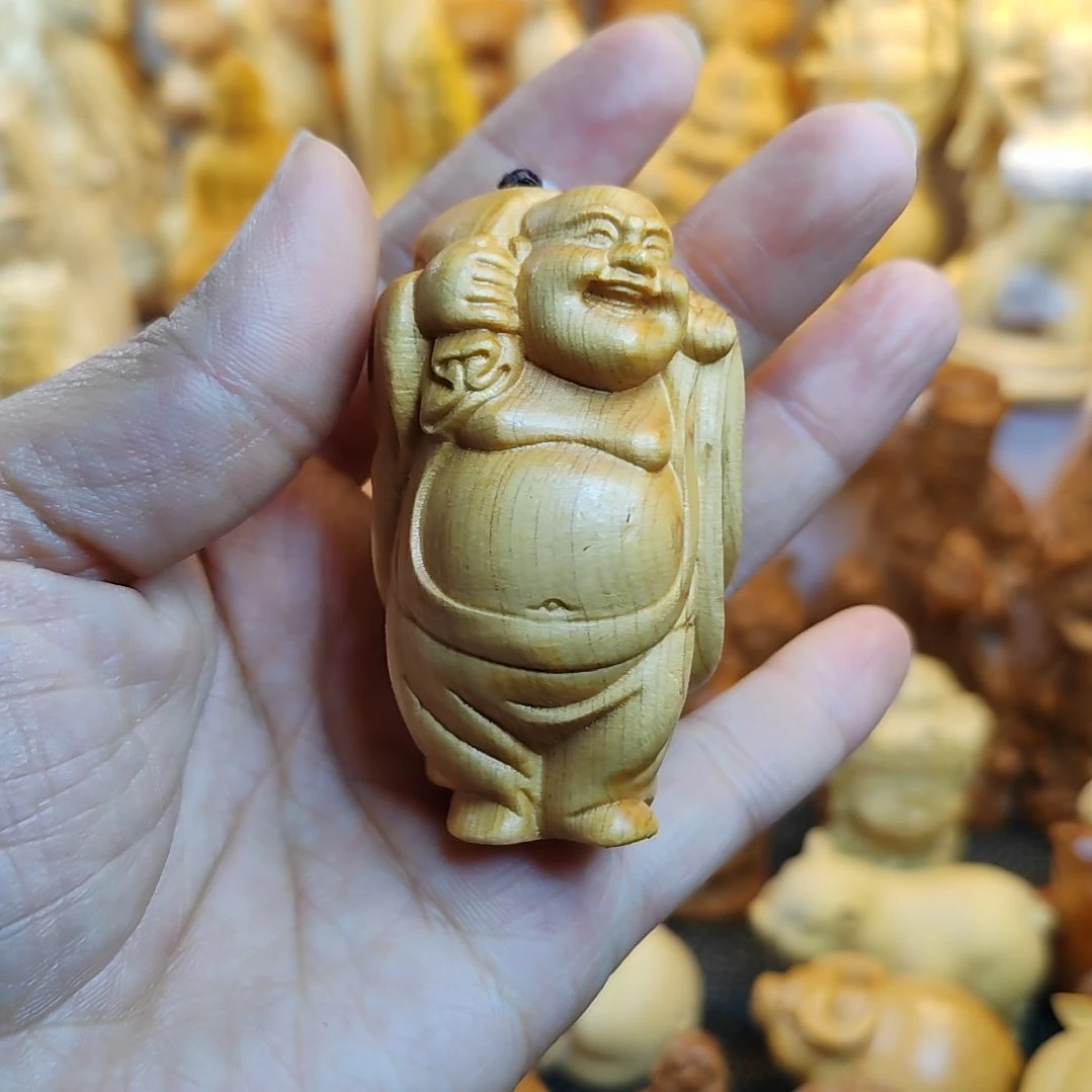 香榧木崖柏弥勒佛笑手把件