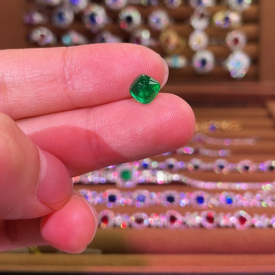 祖母绿裸石未镶嵌