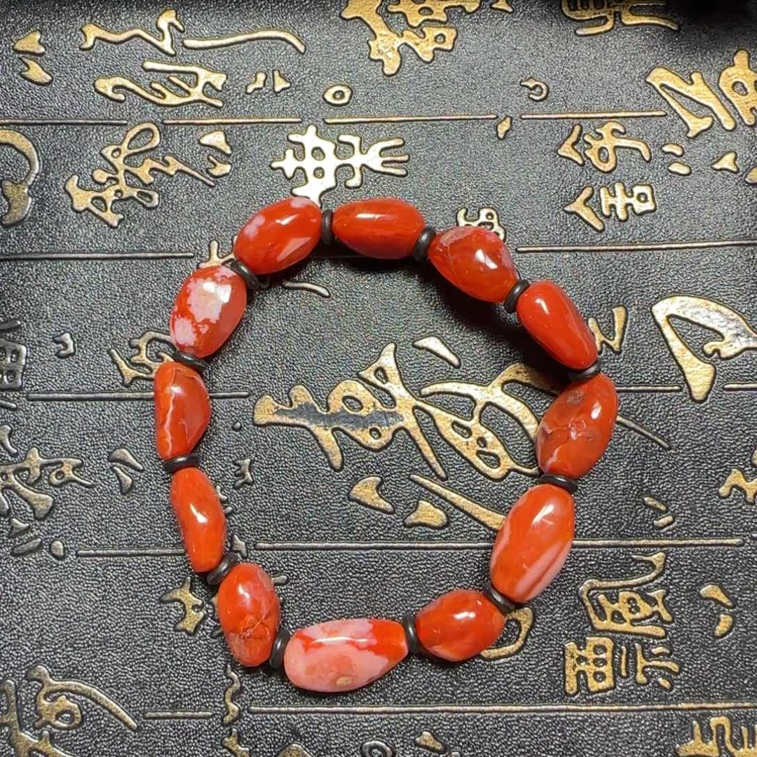 ****️南红玛瑙未镶嵌手串河湾冰飘随型