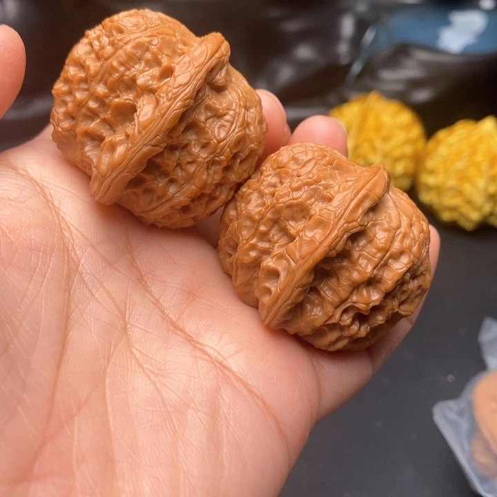 文玩核桃把件血麒麟40尺