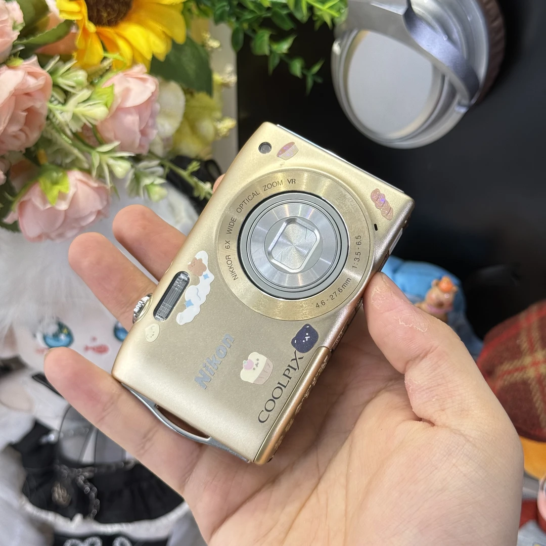9新 Nikon/尼康 尼康s3300色彩感好1600万像素滤镜多带配件适新手