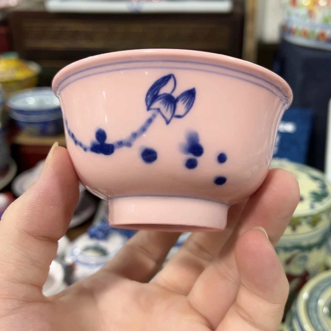 摆件////景德镇陶瓷杯子。