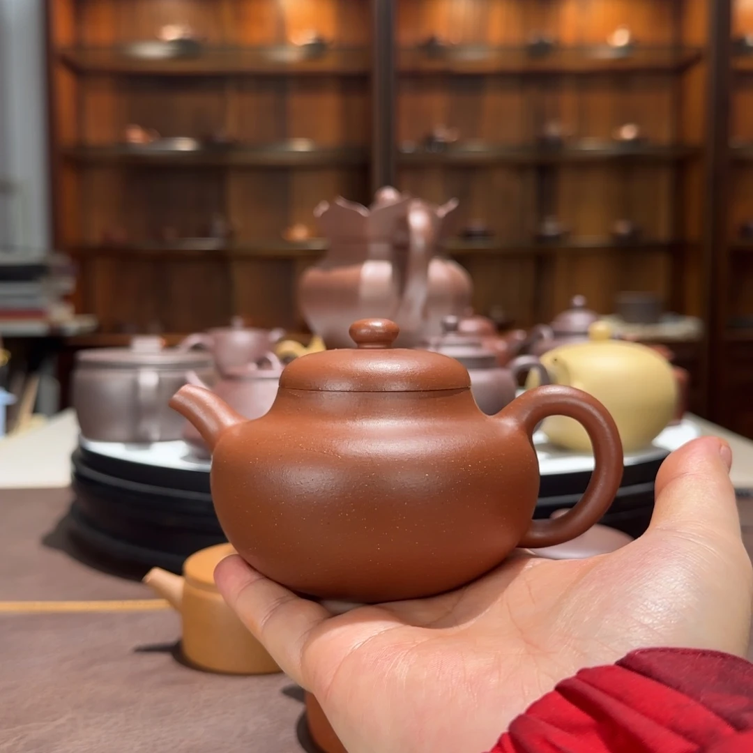 两***金紫砂茶壶红降坡柿圆