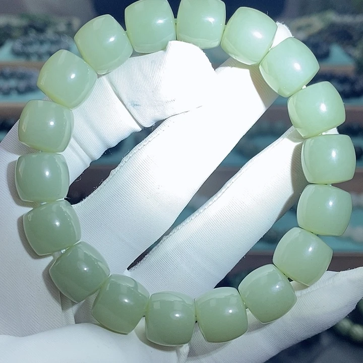 和田玉手链未镶嵌